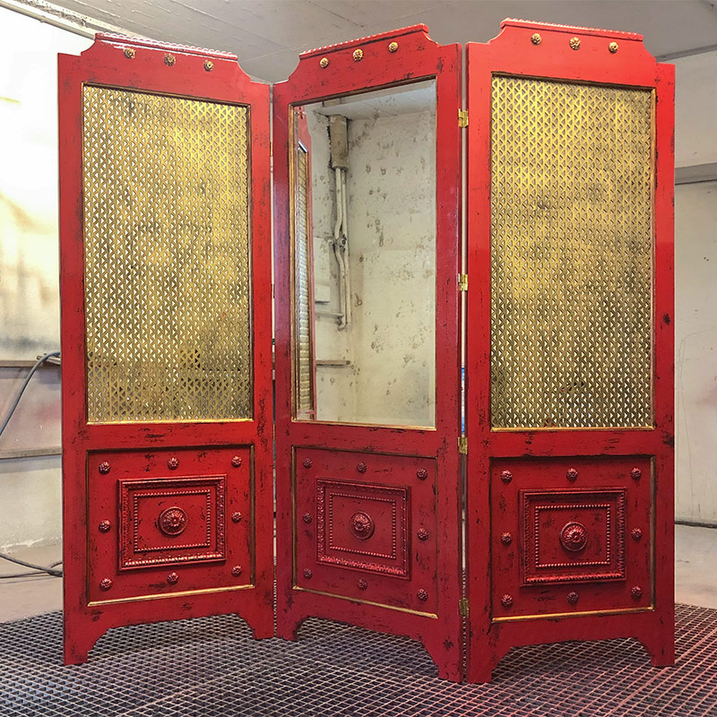 Oriental red screen by Josef Körber